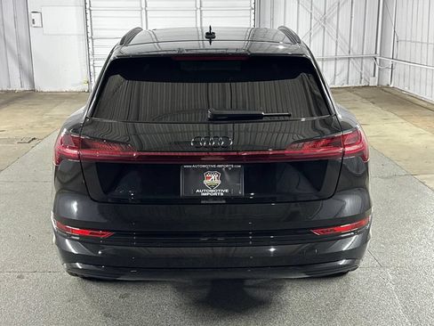 Used 2021 Audi e-tron Premium w/ Convenience Plus Package AWD/4WD image 10