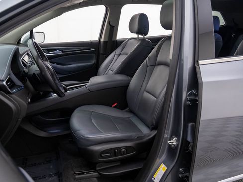 Used 2019 Buick Enclave Essence w/ LPO, Sport Appearance Package image 14