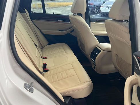 Used 2019 BMW X3 sDrive30i w/ Premium Package image 11