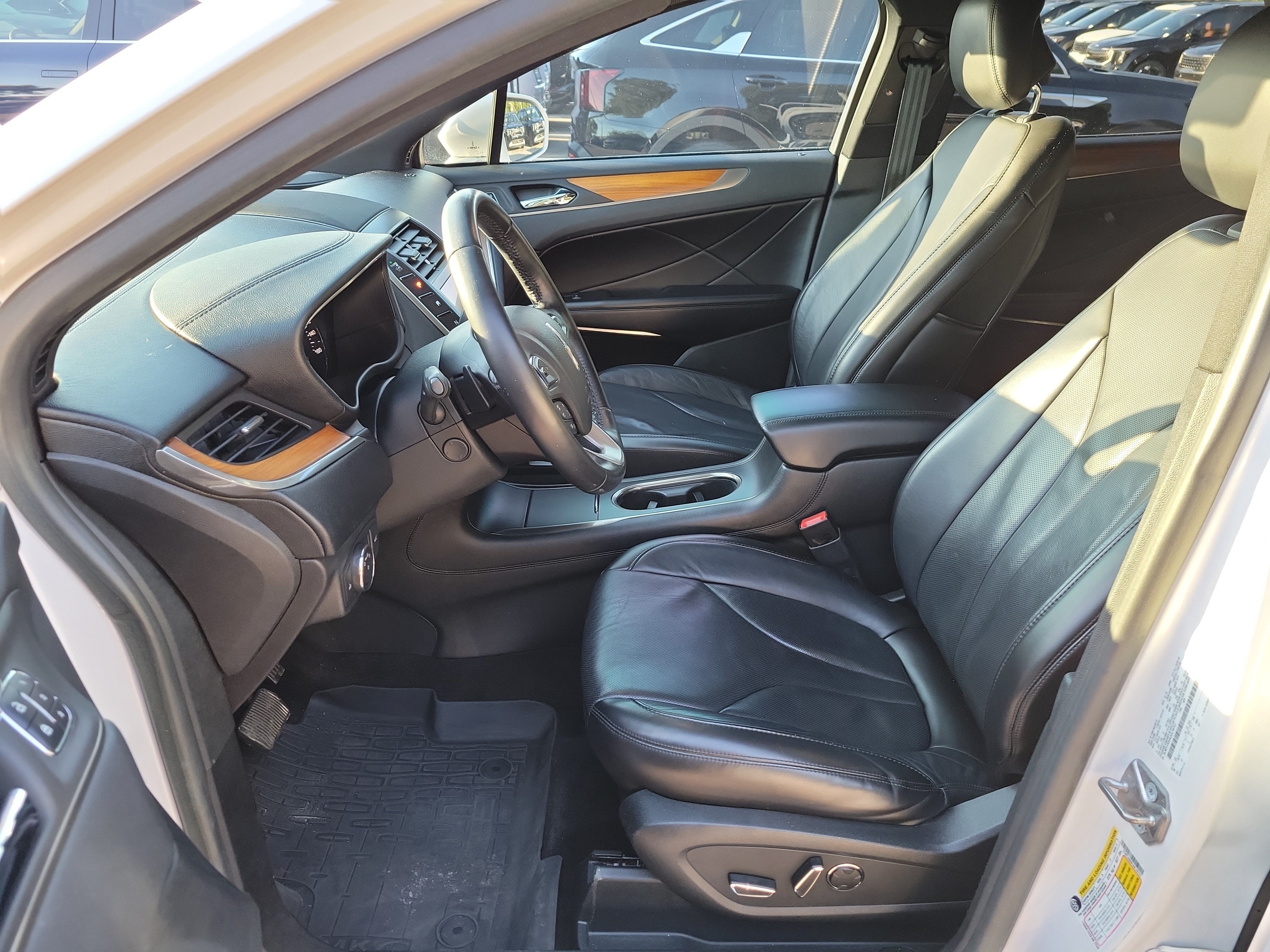 Used 2018 Lincoln MKC Reserve AWD/4WD image 22