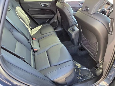 Used 2023 Volvo XC60 B5 Plus AWD/4WD image 20