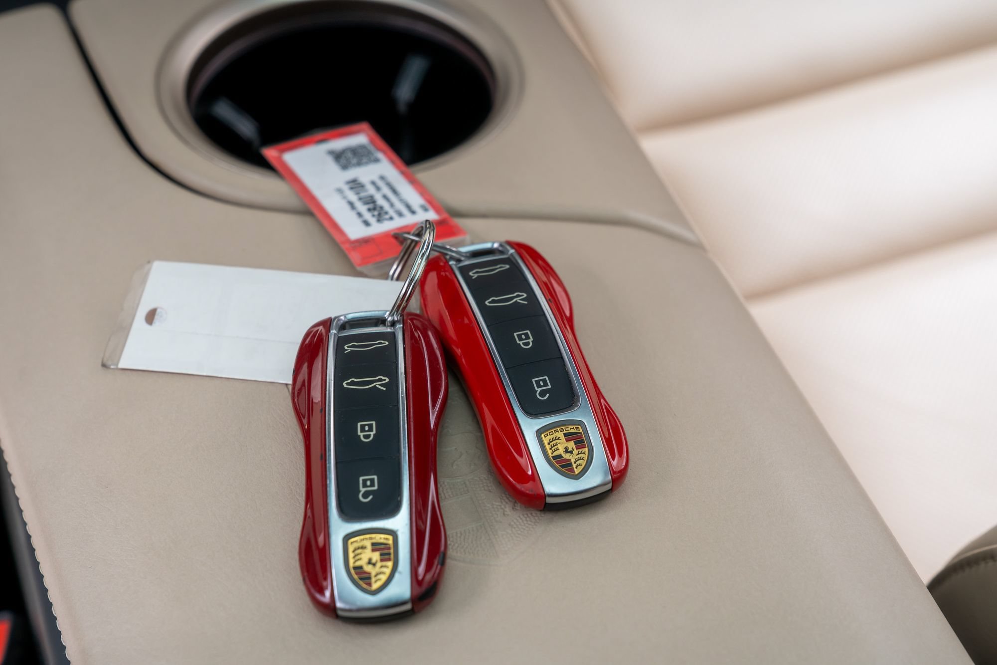 Used 2022 Porsche Taycan Turbo S AWD/4WD image 15