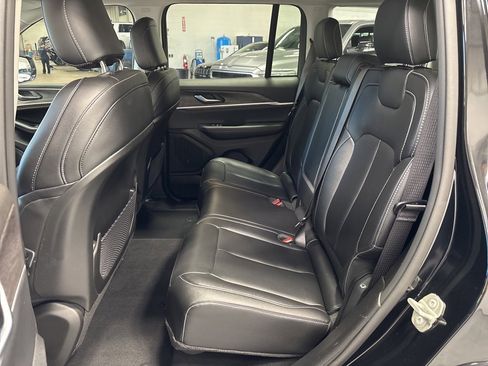 Used 2023 Jeep Grand Cherokee Limited w/ Trailer Tow Package image 31