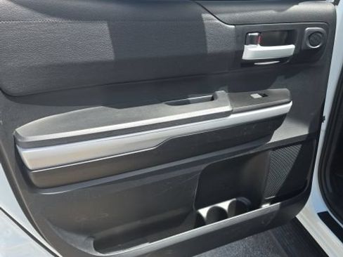 Used 2019 Toyota Tundra SR5 AWD/4WD image 20
