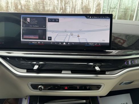 Certified 2024 BMW X5 xDrive40i w/ Executive Package image 15