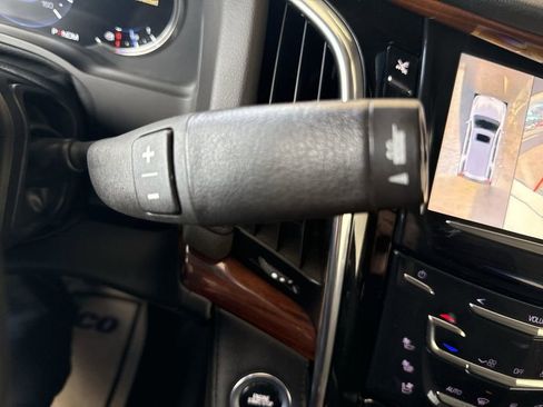 Used 2016 Cadillac Escalade Premium image 16