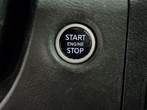 Used 2023 Nissan Frontier SV w/ Technology Package RWD image 21