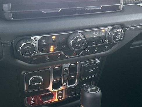 New 2026 Jeep Wrangler Unlimited Rubicon image 26