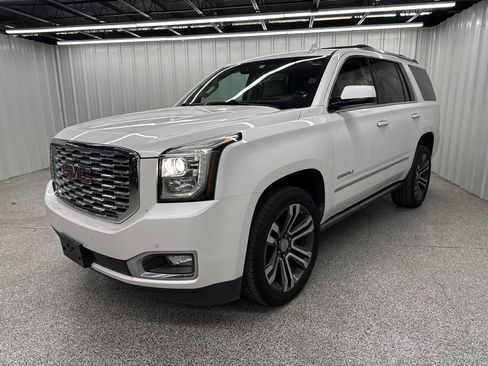 Used 2019 GMC Yukon Denali w/ Denali Ultimate Package RWD image 2