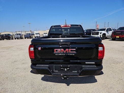 New 2026 GMC Canyon Elevation w/ Convenience Package image 4