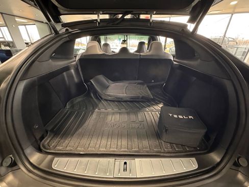 Used 2017 Tesla Model X 75D image 23