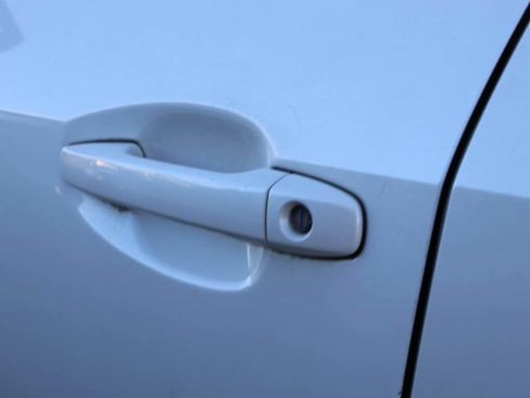 Used 2021 Subaru Outback image 22