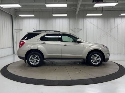 Used 2016 Chevrolet Equinox LT w/ Convenience Package FWD image 9
