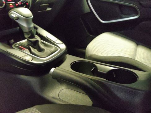 Used 2022 Kia Soul LX w/ Technology Package image 26