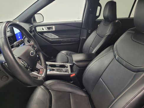 Used 2020 Ford Explorer ST w/ ST Street Pack image 17