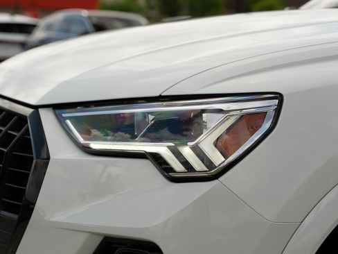 Certified 2023 Audi Q3 2.0T Premium Plus w/ Premium Plus Package AWD/4WD image 35