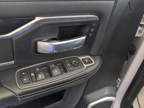 Used 2020 RAM 2500 Laramie w/ Night Edition AWD/4WD image 17