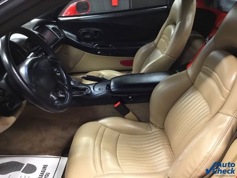 Used 1999 Chevrolet Corvette Convertible image 32