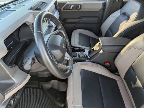 Used 2024 Ford Bronco Wildtrak image 22