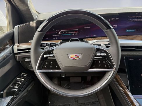 New 2026 Cadillac Escalade Platinum Sport AWD/4WD image 16