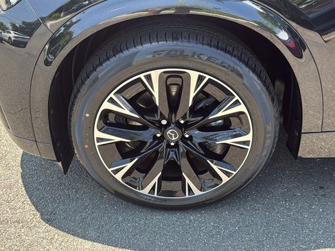 Certified 2025 MAZDA CX-90 3.3 Turbo S w/ Premium Plus AWD/4WD image 8