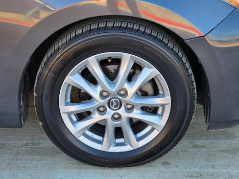 Used 2014 MAZDA MAZDA3 i Grand Touring image 30