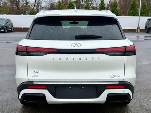 Certified 2023 INFINITI QX60 Luxe w/ Performance Audio Package image 6