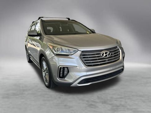 Used 2017 Hyundai Santa Fe Limited AWD/4WD image 2