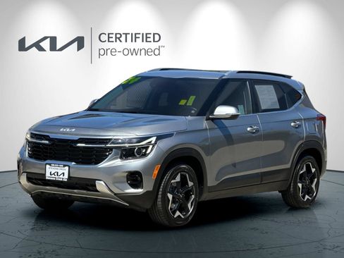 Certified 2024 Kia Seltos EX FWD image 8