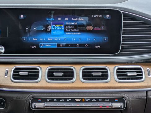 Used 2023 Mercedes-Benz GLE 350 image 14