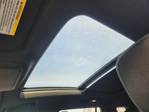 New 2026 Chevrolet Equinox LT image 26