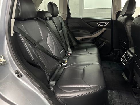 Used 2022 Subaru Forester Limited AWD/4WD image 21