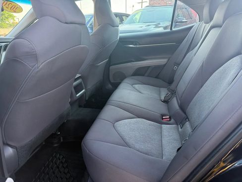 Used 2020 Toyota Camry LE AWD/4WD image 13