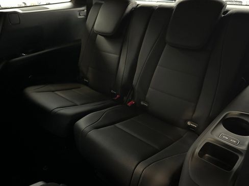 New 2026 Mercedes-Benz GLS 450 4MATIC image 37