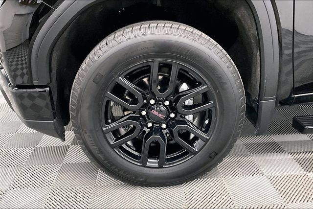 Used 2024 GMC Sierra 1500 Pro w/ Graphite Edition AWD/4WD image 10
