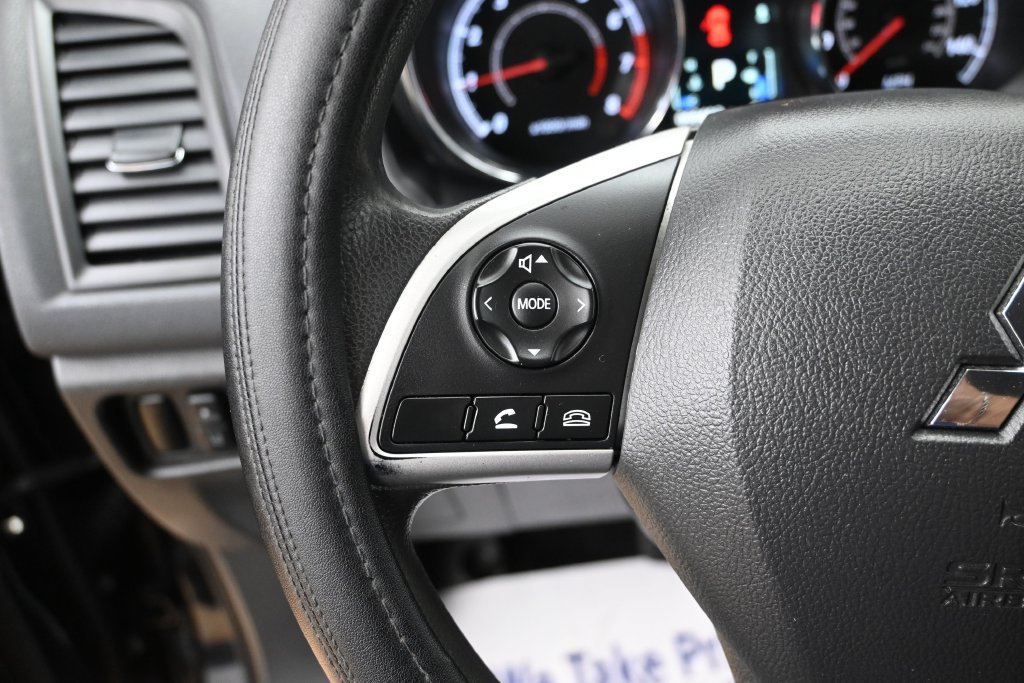 Used 2021 Mitsubishi Outlander Sport ES FWD image 12