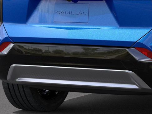 New 2025 Cadillac Optiq Luxury 2 w/ LPO, ONYX Package image 14