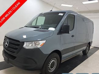 Used 2024 Mercedes-Benz Sprinter 2500 video 1
