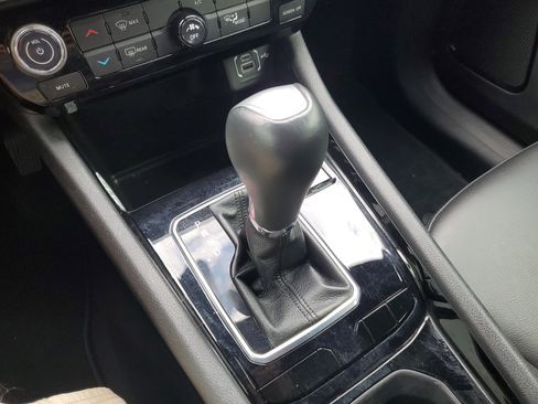 Used 2022 Jeep Compass Altitude image 23