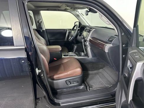 Used 2023 Toyota 4Runner Limited AWD/4WD image 10