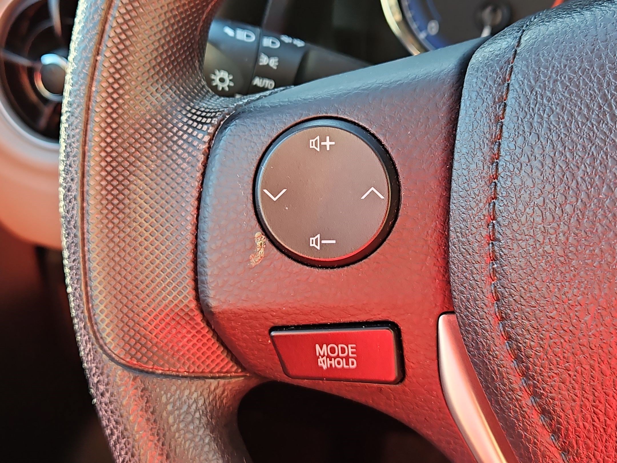 Used 2017 Toyota Corolla LE w/ Body Protection Package FWD image 16