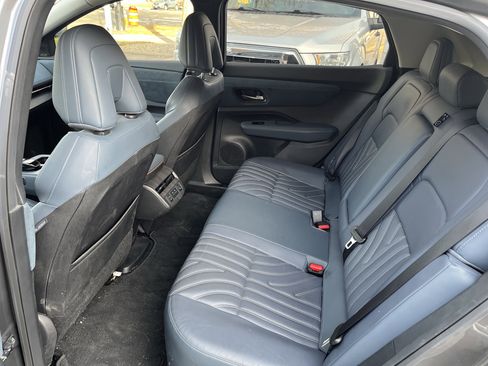 Used 2023 Nissan Ariya image 15