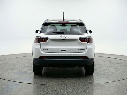 Used 2025 Jeep Compass Limited AWD/4WD image 7