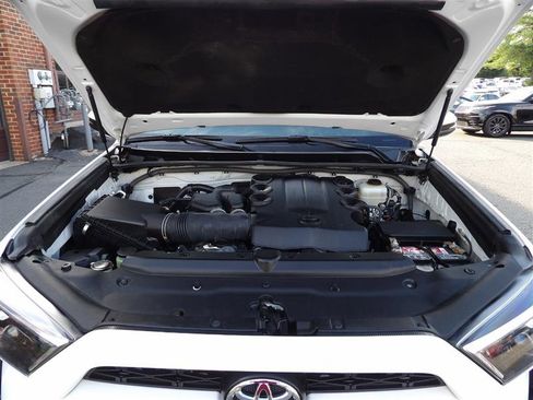 Used 2016 Toyota 4Runner Trail Premium image 31