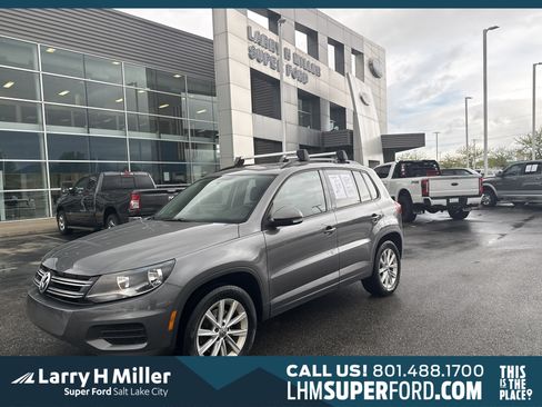 Used 2018 Volkswagen Tiguan Limited w/ Premium Package AWD/4WD image 1