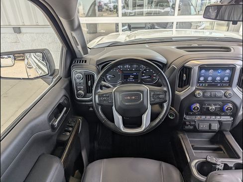 Used 2020 GMC Sierra 1500 Elevation w/ Elevation Value Package AWD/4WD image 3