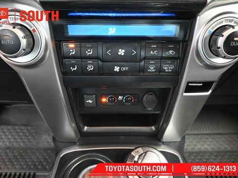 Used 2024 Toyota 4Runner Limited AWD/4WD image 19