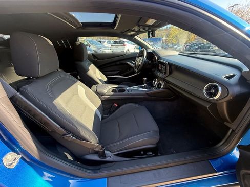 Used 2018 Chevrolet Camaro SS RWD image 19