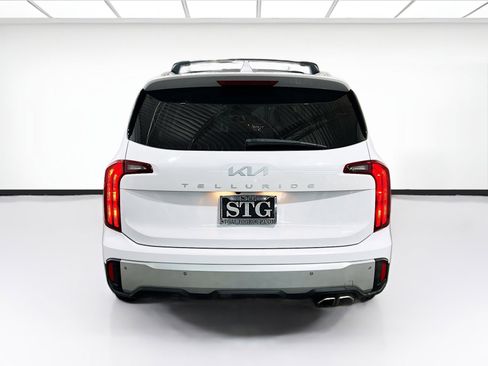 Used 2024 Kia Telluride S image 5