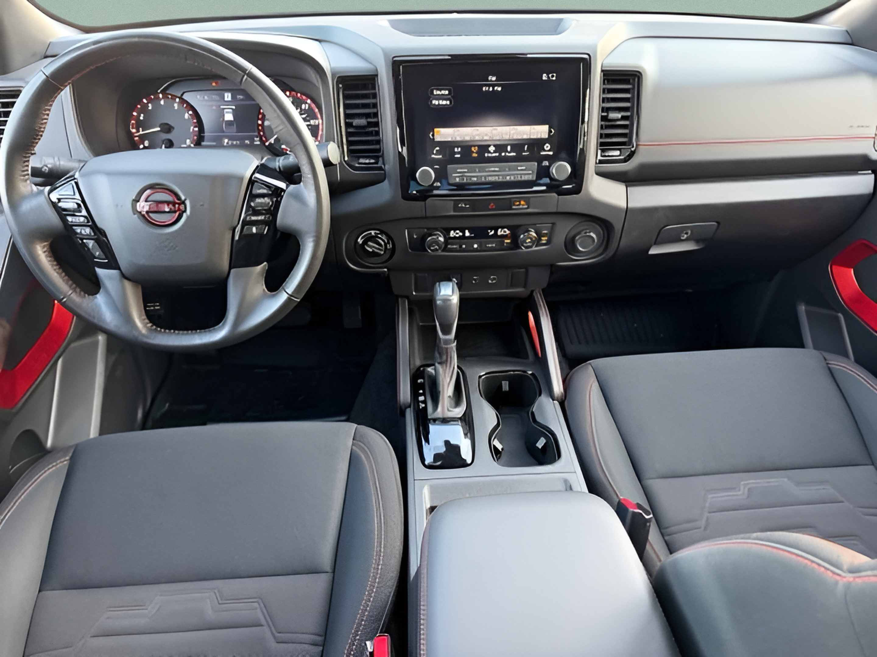 Used 2024 Nissan Frontier PRO-4X w/ Technology Package AWD/4WD image 10